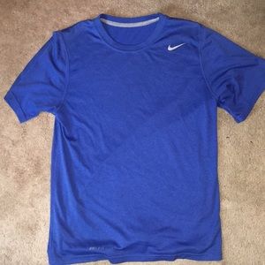 Nike dri fit t shirt (small)